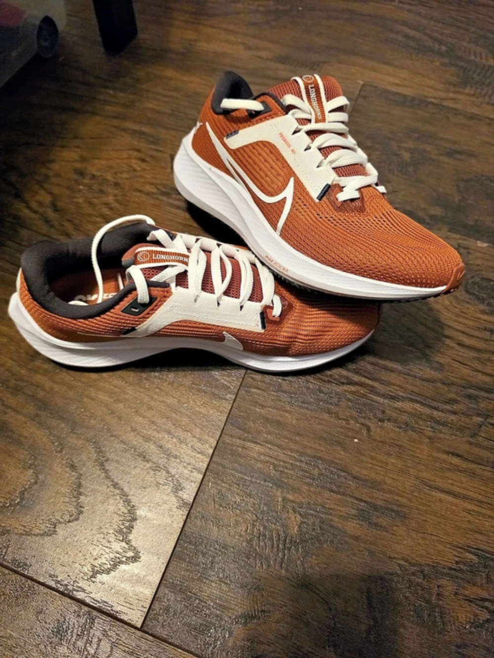 Texas Edition Nike Pegasus 40 Athletic Shoes Orange & White US 8